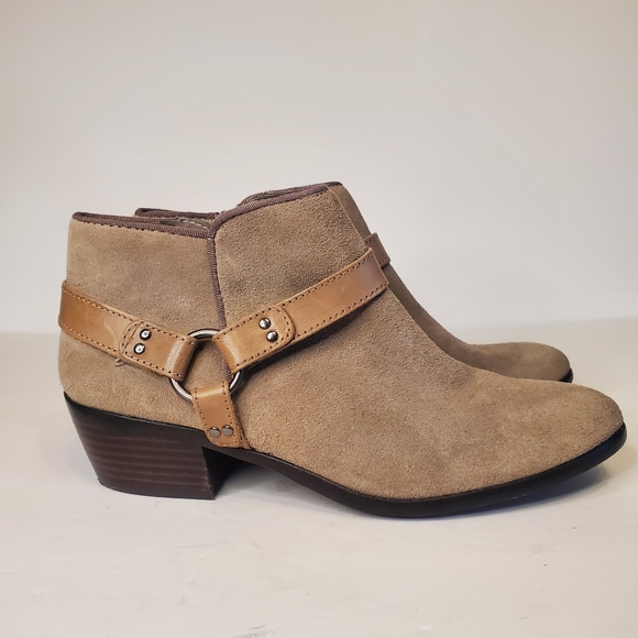 Sam Edelman Shoes - SAM EDELMAN Phoenix booties, size 8M